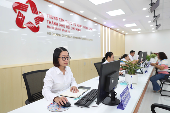 Giữ vững niềm tin trước những luận điệu xuy&ecirc;n tạc - Ảnh 1.
