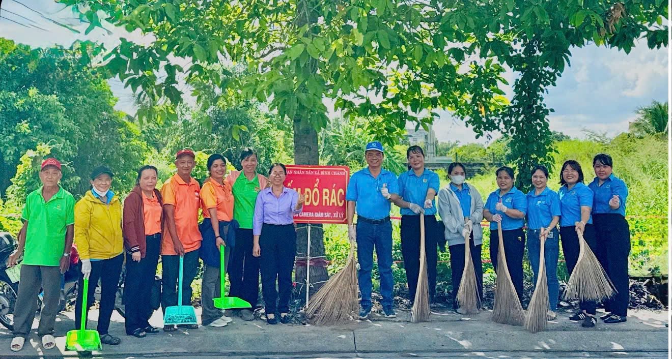 Xã Bình Chánh, TPHCM lan tỏa phong trào sống xanh từ những hành động cụ thể - Ảnh 12.