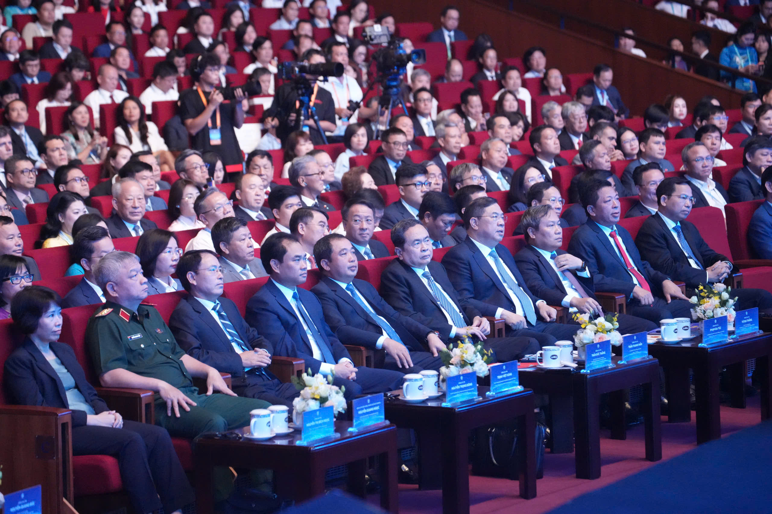 Quy hoạch Hà Nội 100 năm và triển vọng phát triển bền vững năm 2026 - Ảnh 3.