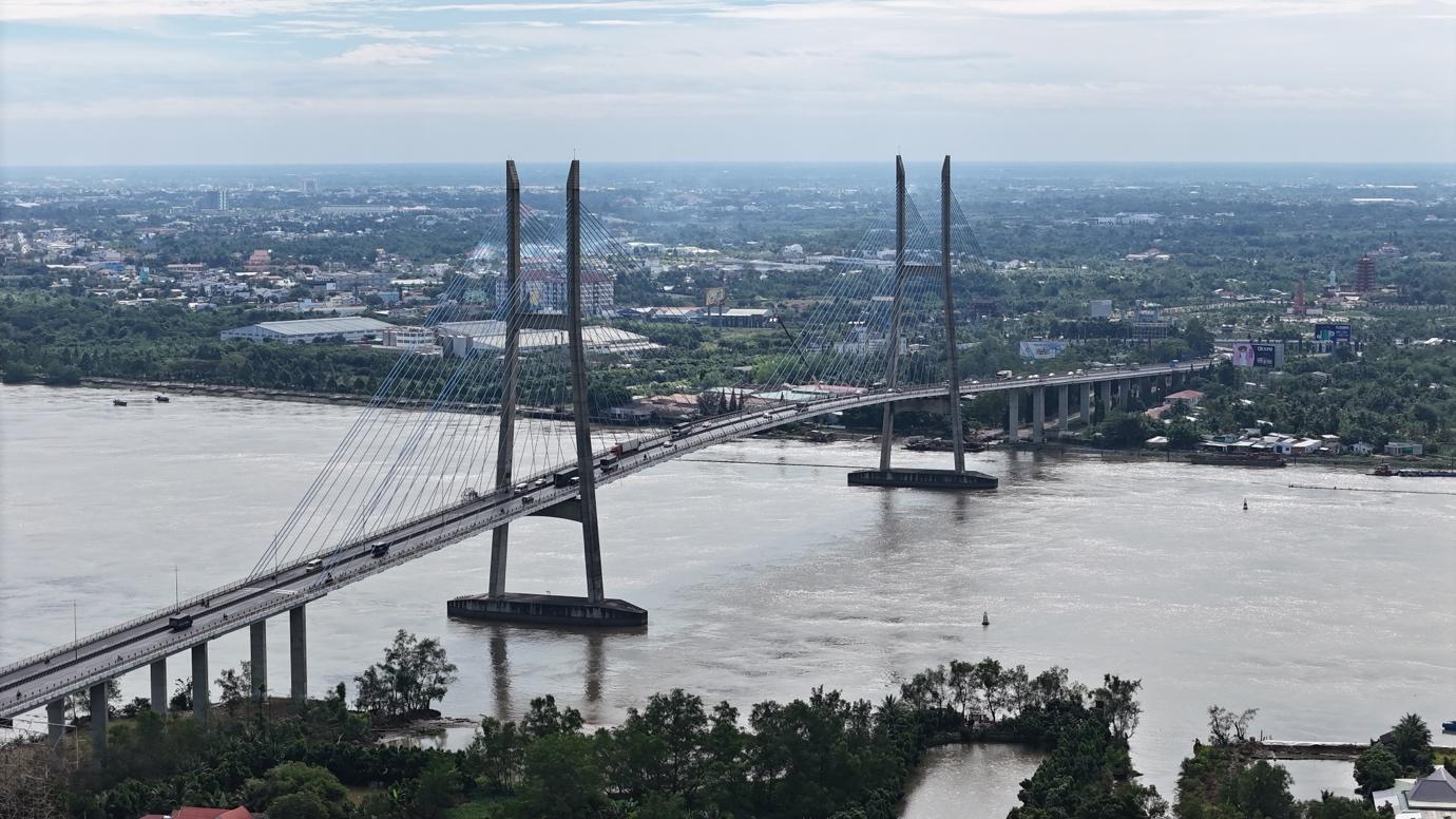 Vĩnh Long trước chu kỳ ph&aacute;t triển mới: Đ&acirc;u l&agrave; động lực cho những cực tăng trưởng tương lai? - Ảnh 2.