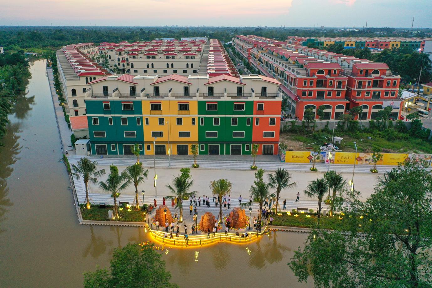 Vĩnh Long trước chu kỳ phát triển mới: Đâu là động lực cho những cực tăng trưởng tương lai? - Ảnh 1.