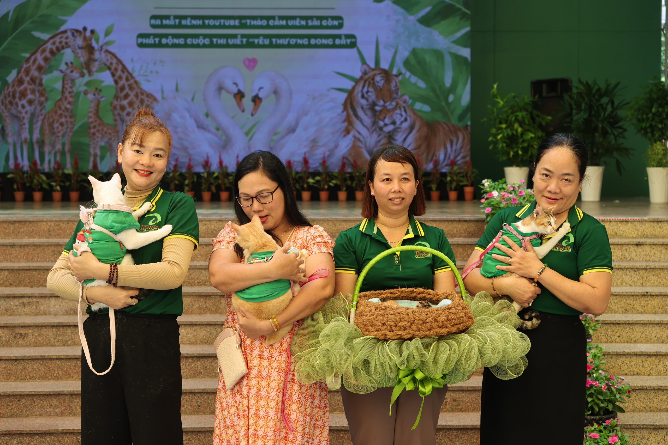 Thảo Cầm Viên lan tỏa yêu thương nhân Ngày Gia đình Việt Nam - Ảnh 3.