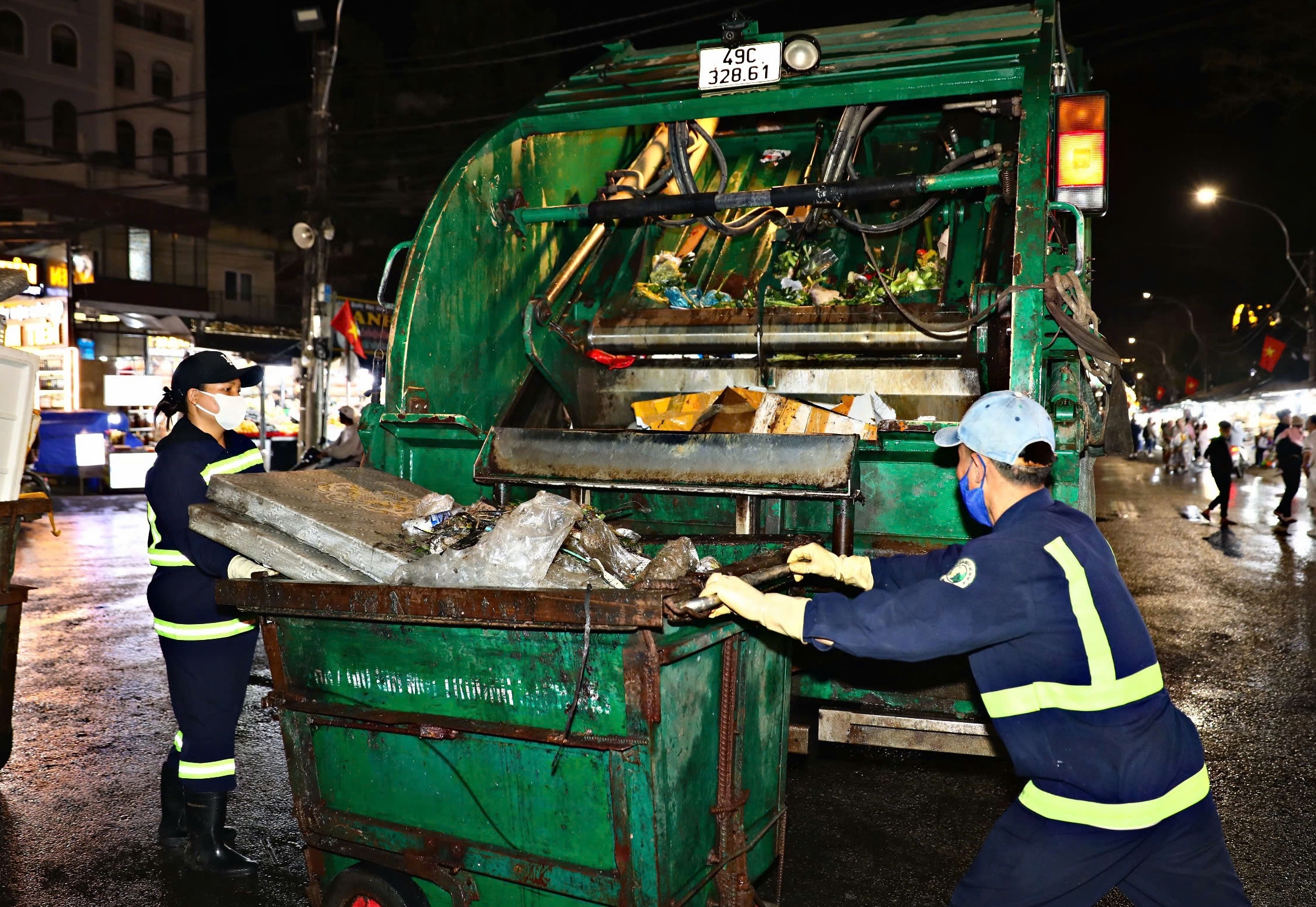 Căng thẳng bài toán xử lý rác - Ảnh 1.