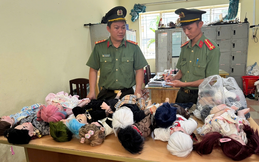 CSGT T&acirc;y Ninh ph&aacute;t hiện 3 t&agrave;i xế đầu k&eacute;o dương t&iacute;nh với ma t&uacute;y tại cửa khẩu Mộc B&agrave;i - Ảnh 3.