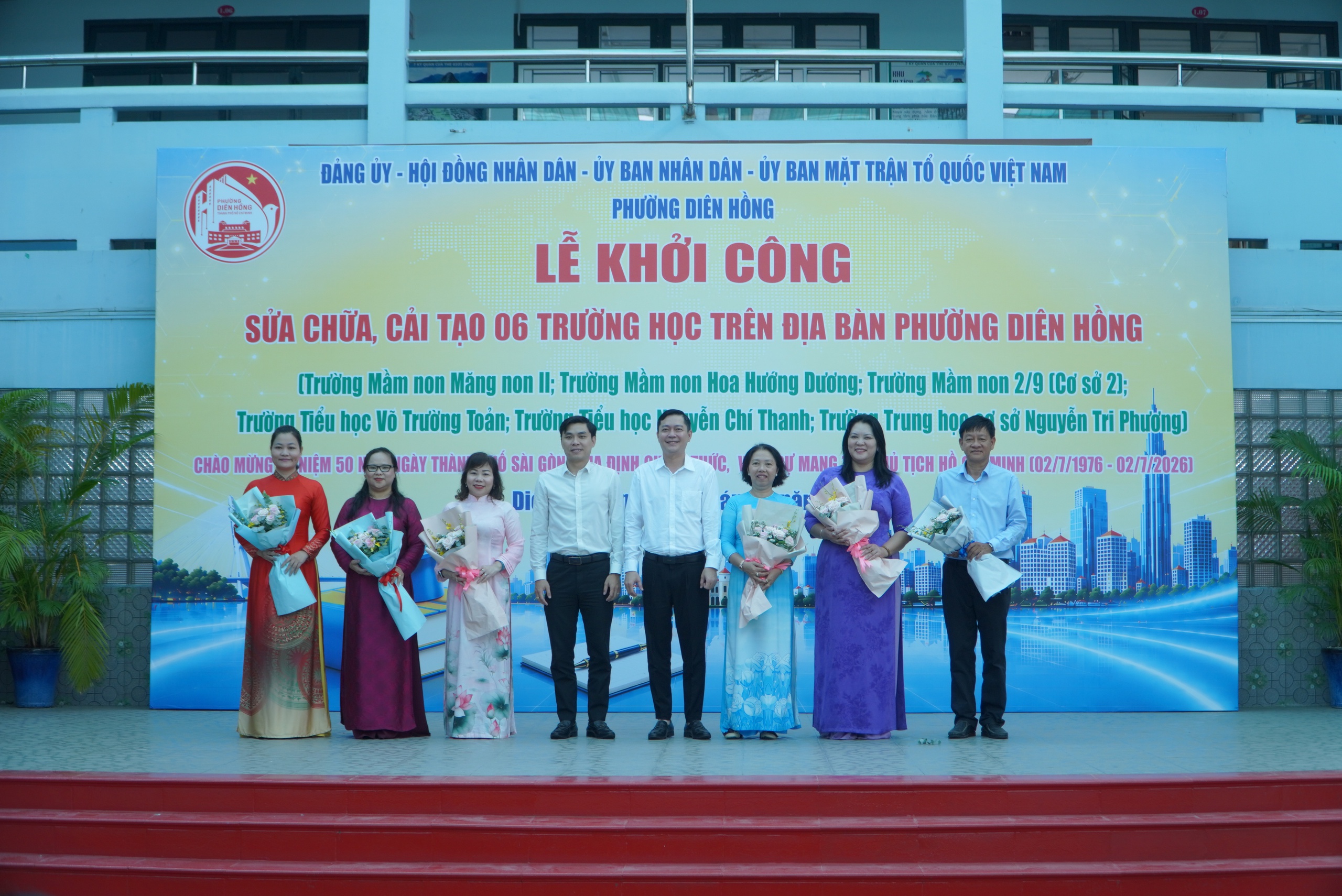 Phường Diên Hồng khởi công sửa chữa, cải tạo cùng lúc 6 trường học - Ảnh 1.