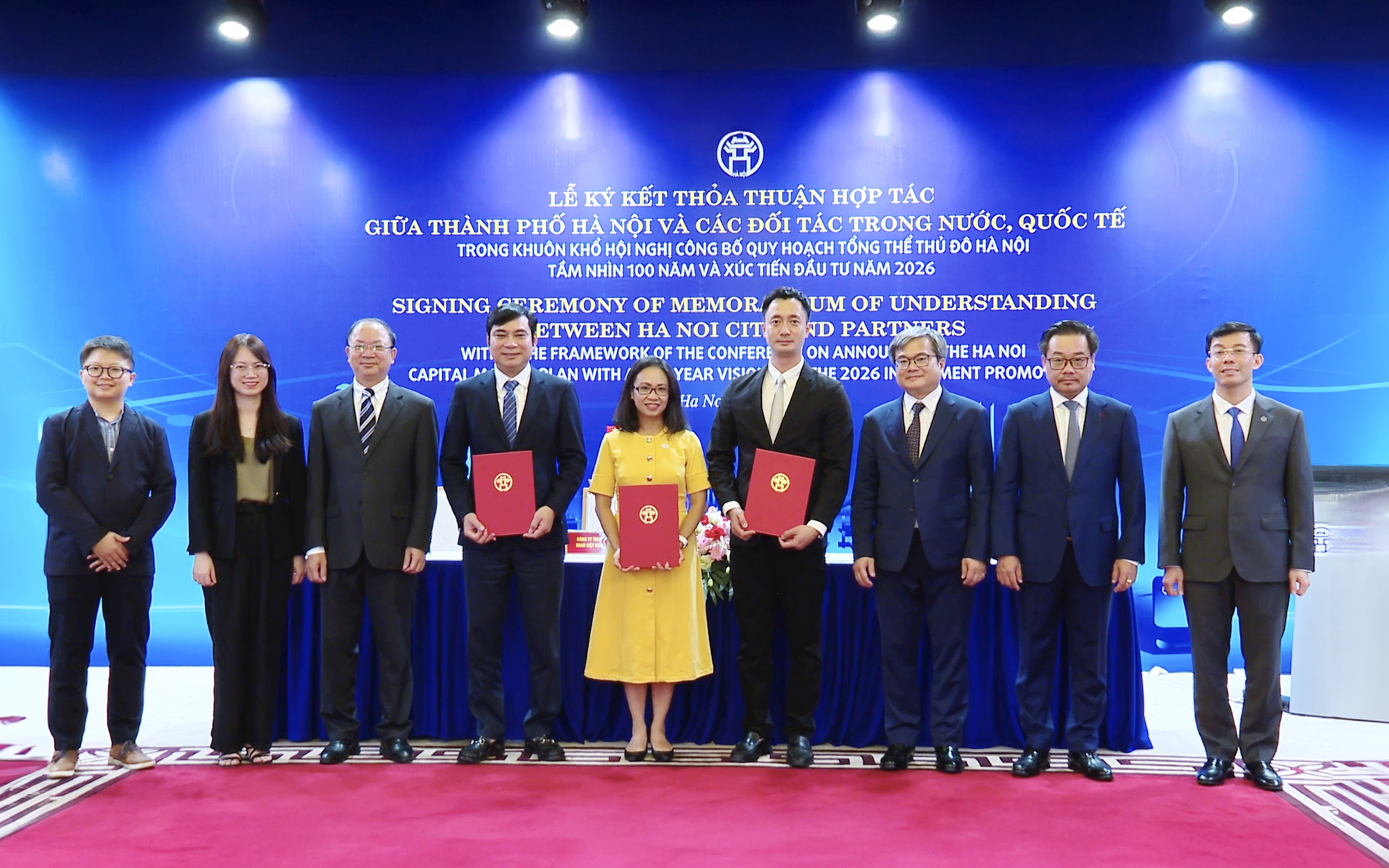 Hà Nội và Grab Việt Nam hợp tác phát triển đô thị thông minh, chuyển đổi số