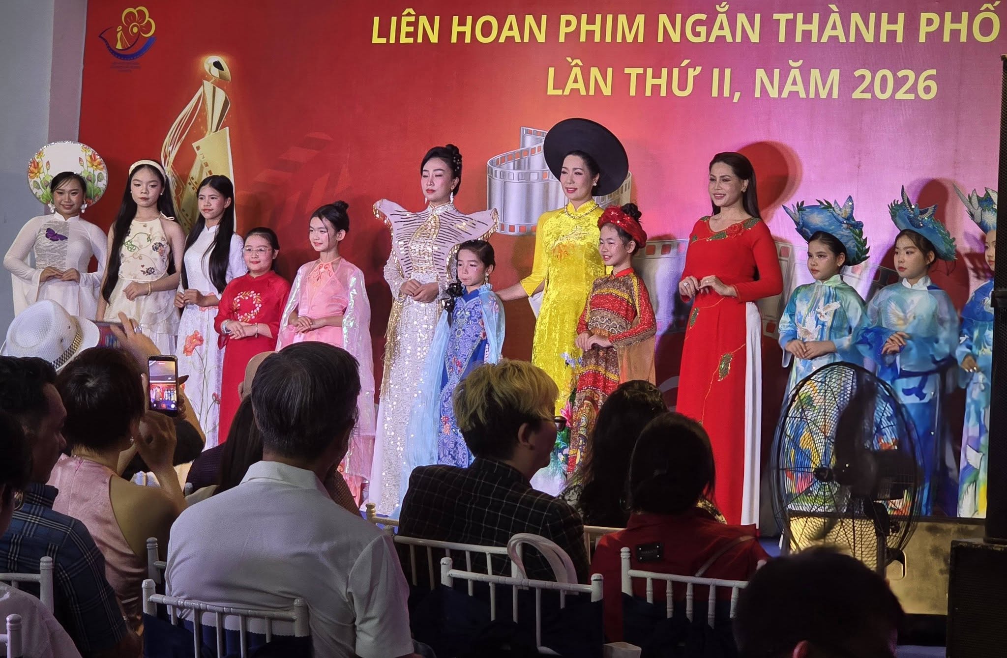 Dư âm giao lưu trước thềm Liên hoan phim ngắn TP HCM 2026, để lại nhiều cảm xúc - Ảnh 3.