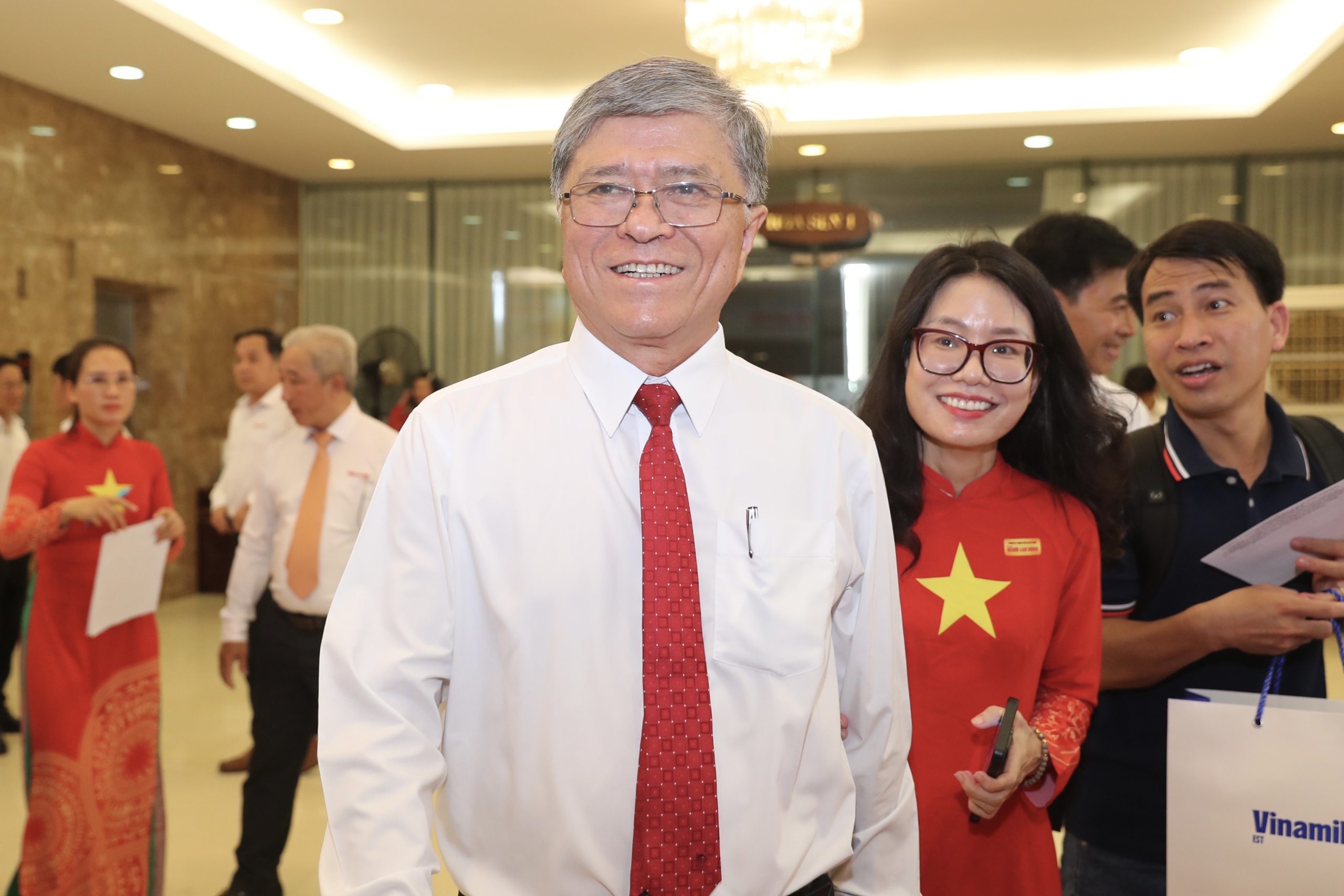 Toàn cảnh Lễ kỷ niệm 7 năm chương trình Tự hào cờ Tổ quốc - Ảnh 11.