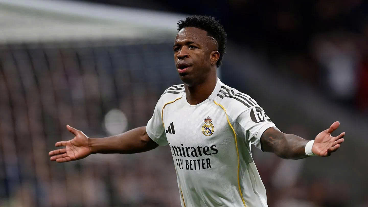 Vinicius và cuộc chuyển giao quyền lực ở tuyển Brazil - Ảnh 1.