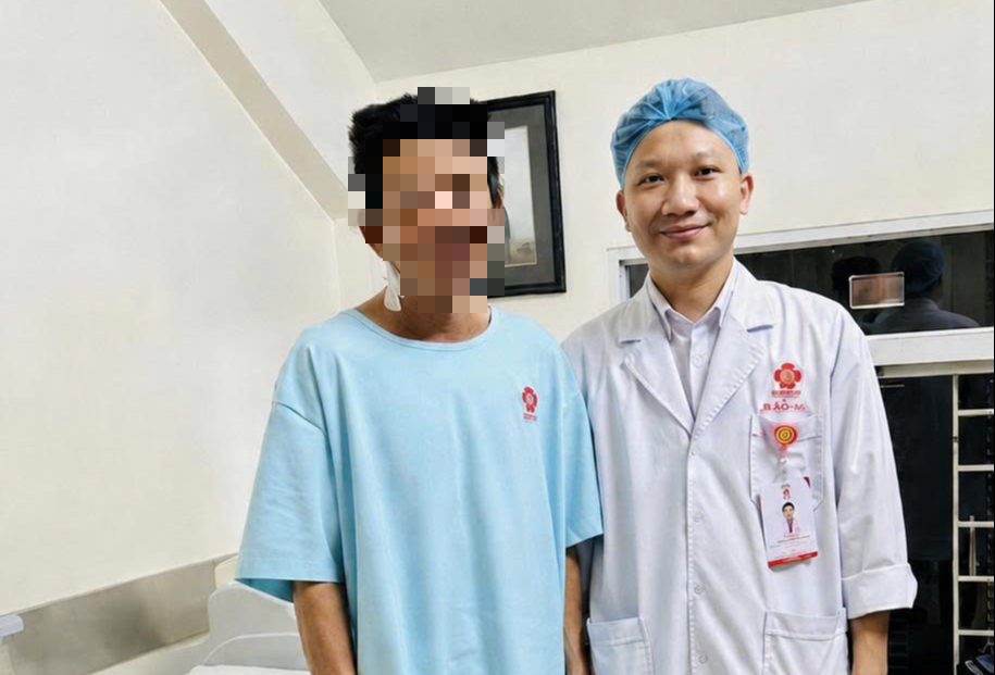 Tưởng “nháy mắt vô hại”, ngờ đâu là cuộc xung đột giữa mạch máu và dây thần kinh - Ảnh 2.