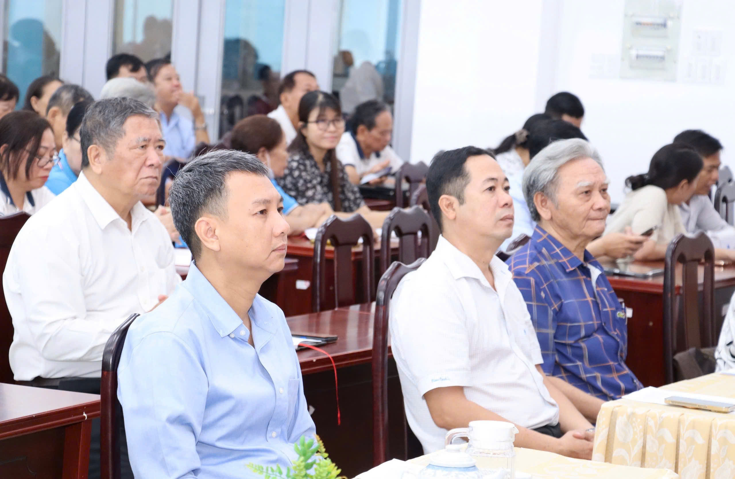 Gần 1.500 cán bộ, đảng viên phường Tăng Nhơn Phú học tập Nghị quyết 09-NQ/TW - Ảnh 2.