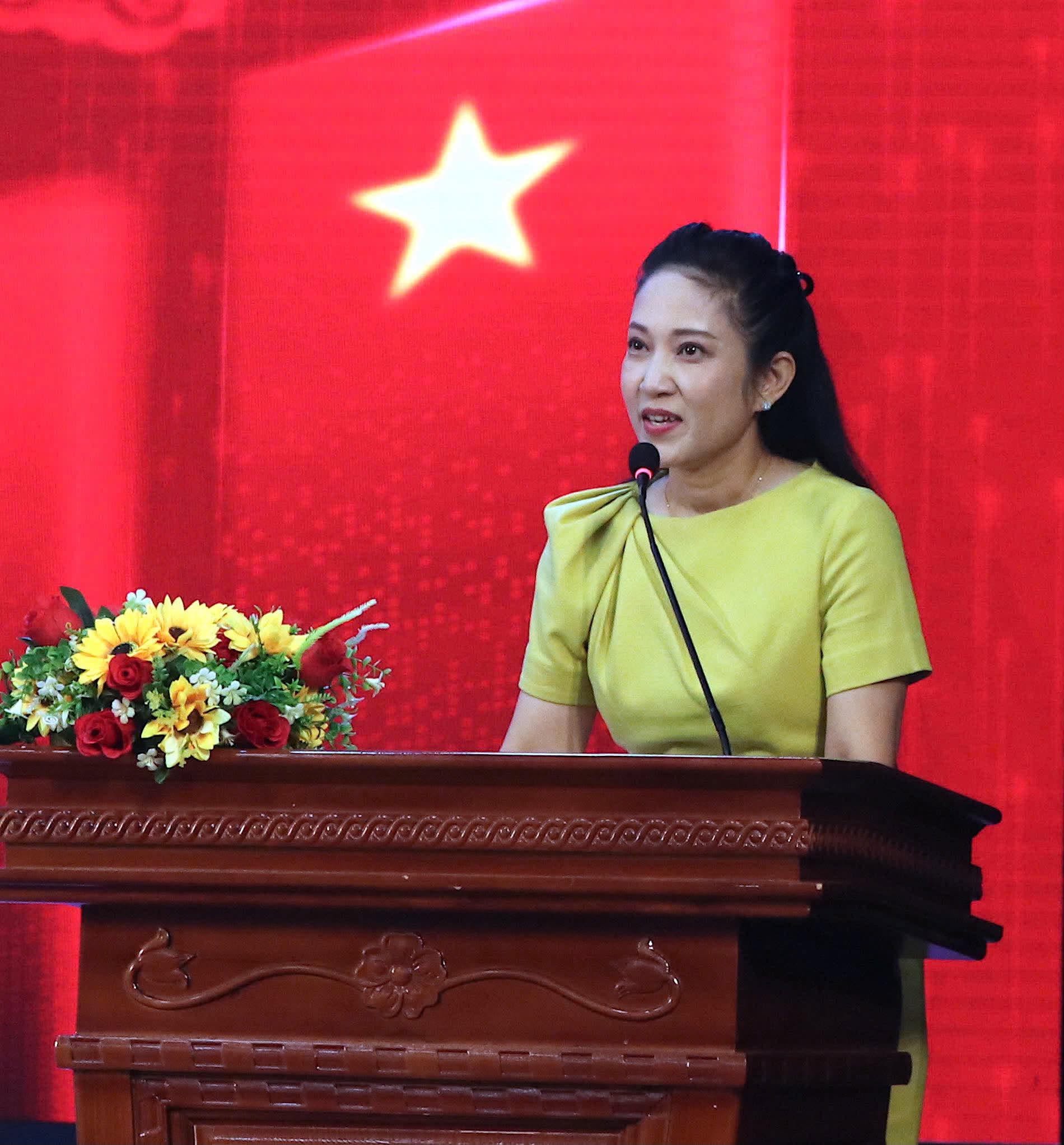 Công nghiệp văn hóa cần thêm những cú hích mới mạnh mẽ hơn - Ảnh 4.