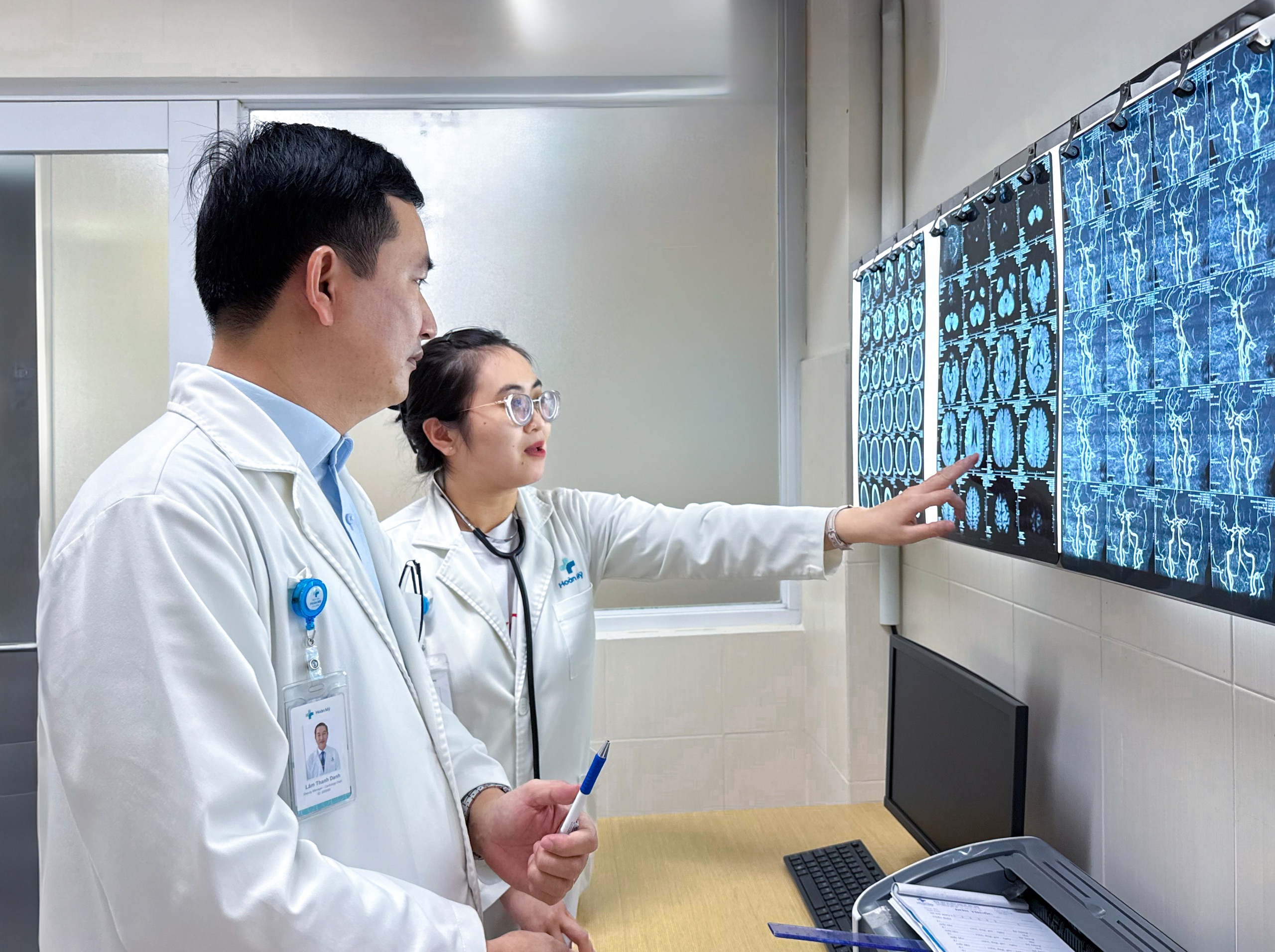 Cụ ông ở Cần Thơ thoát chết nhờ đưa đến bệnh viện trong “giờ vàng” - Ảnh 1.