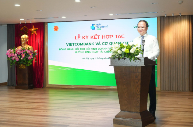 Vietcombank đồng hành Cục Thuế hỗ trợ hộ kinh doanh - Ảnh 1. Vietcombank đồng hành Cục Thuế hỗ trợ hộ kinh doanh - Ảnh 1.