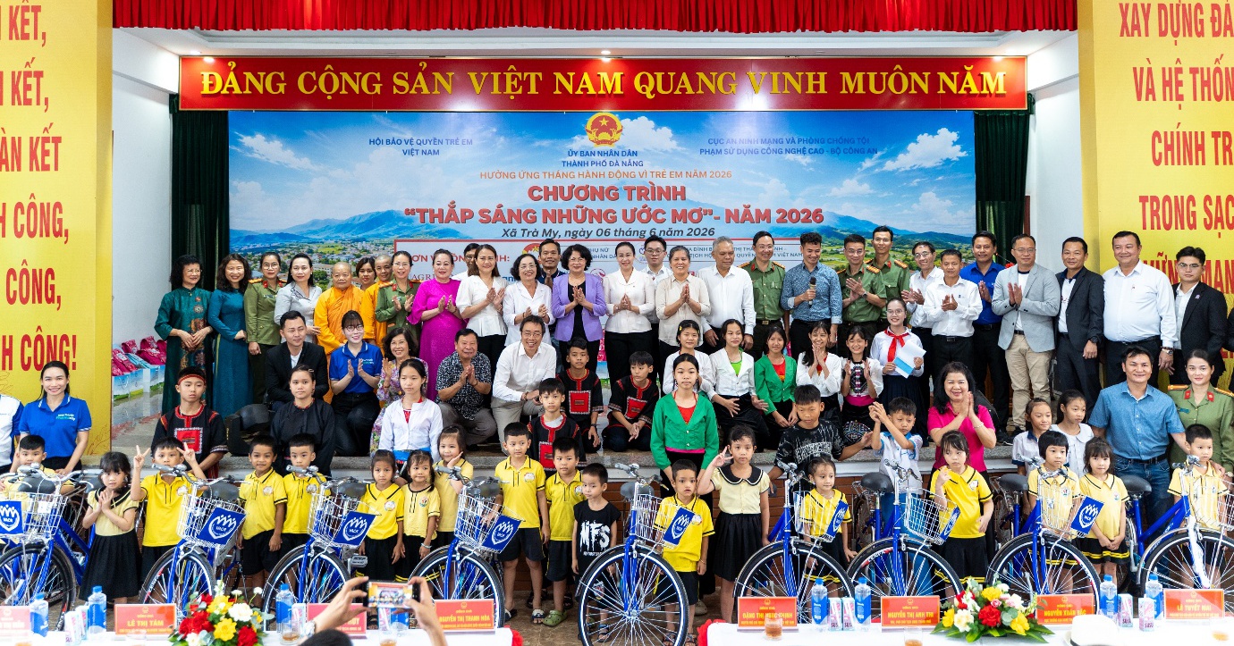 Pharmacity đồng hành chăm sóc sức khỏe cho hơn 800 trẻ em và người dân khó khăn ở Đà Nẵng