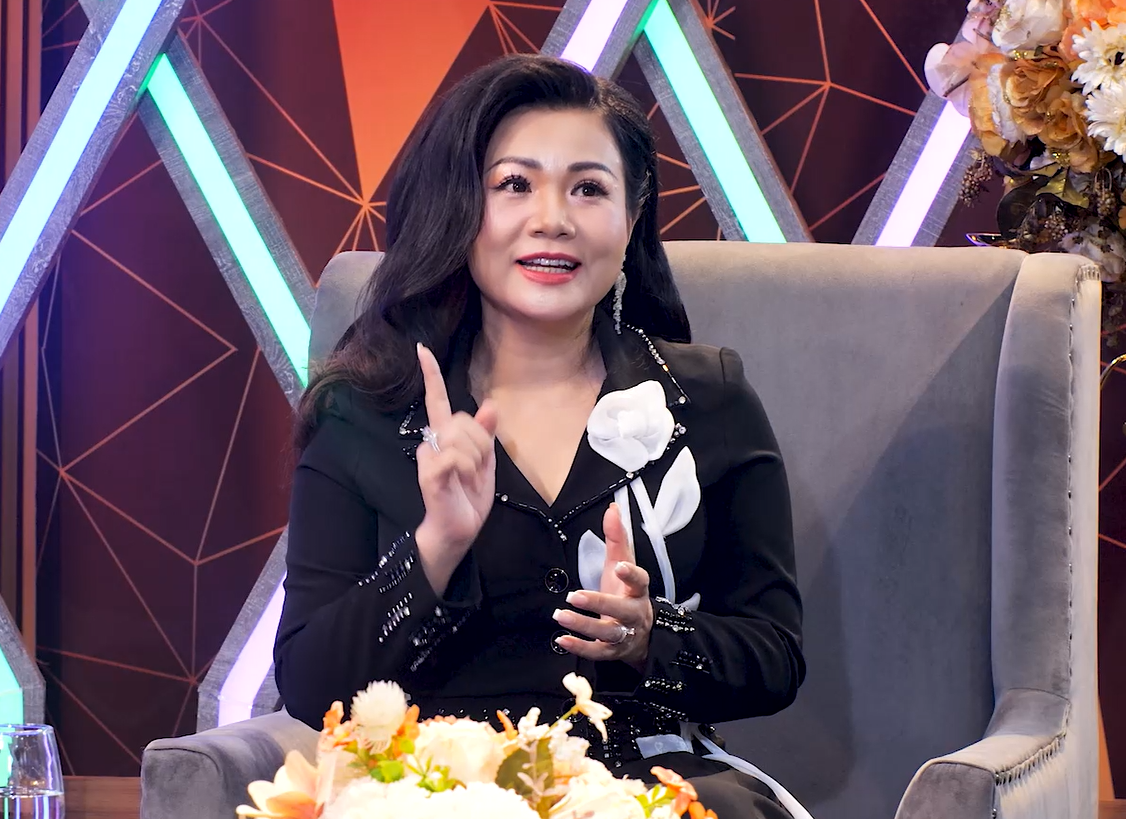 Dương Hồng Loan 