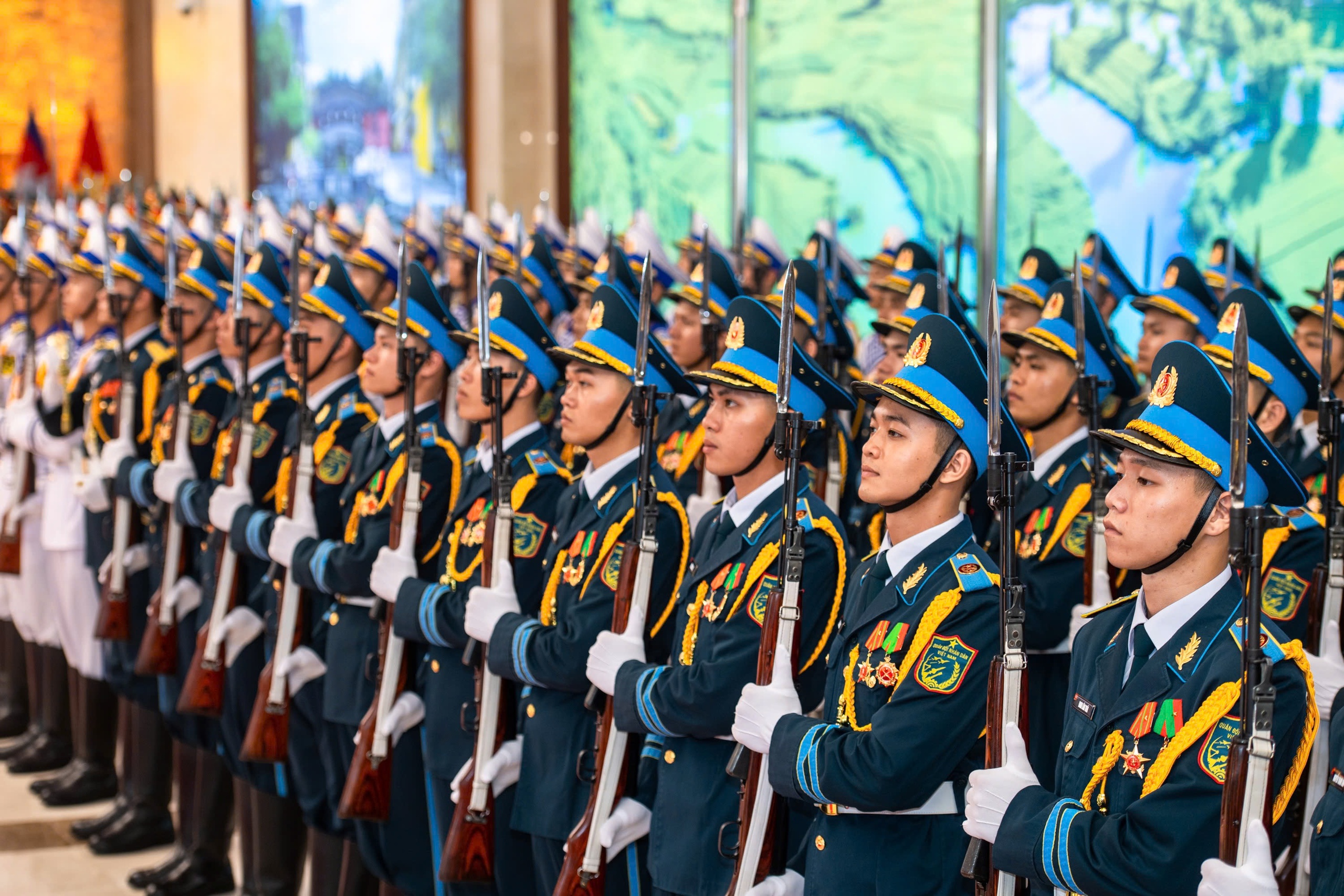 Thủ tướng Lê Minh Hưng chủ trì lễ đón chính thức Thủ tướng Campuchia - Ảnh 4.