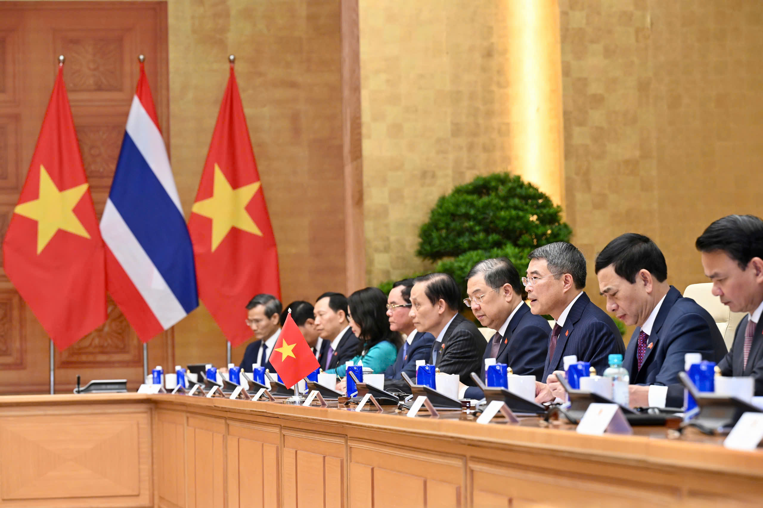 Thủ tướng Lê Minh Hưng chủ trì lễ đón chính thức Thủ tướng Thái Lan - Ảnh 3.