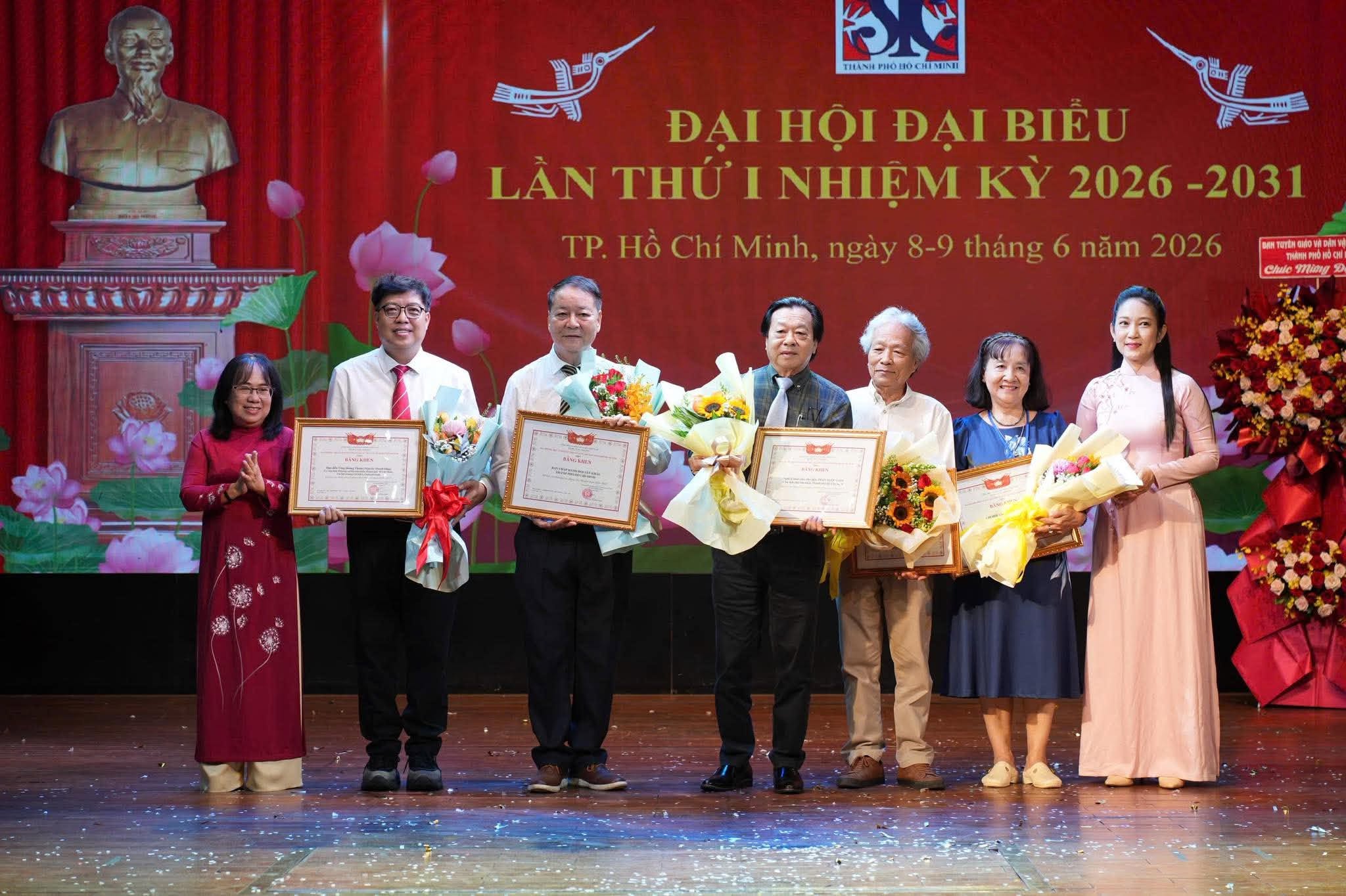 NSND Trịnh Kim Chi giữ cương vị Chủ tịch Hội Sân khấu TP HCM - Ảnh 3.