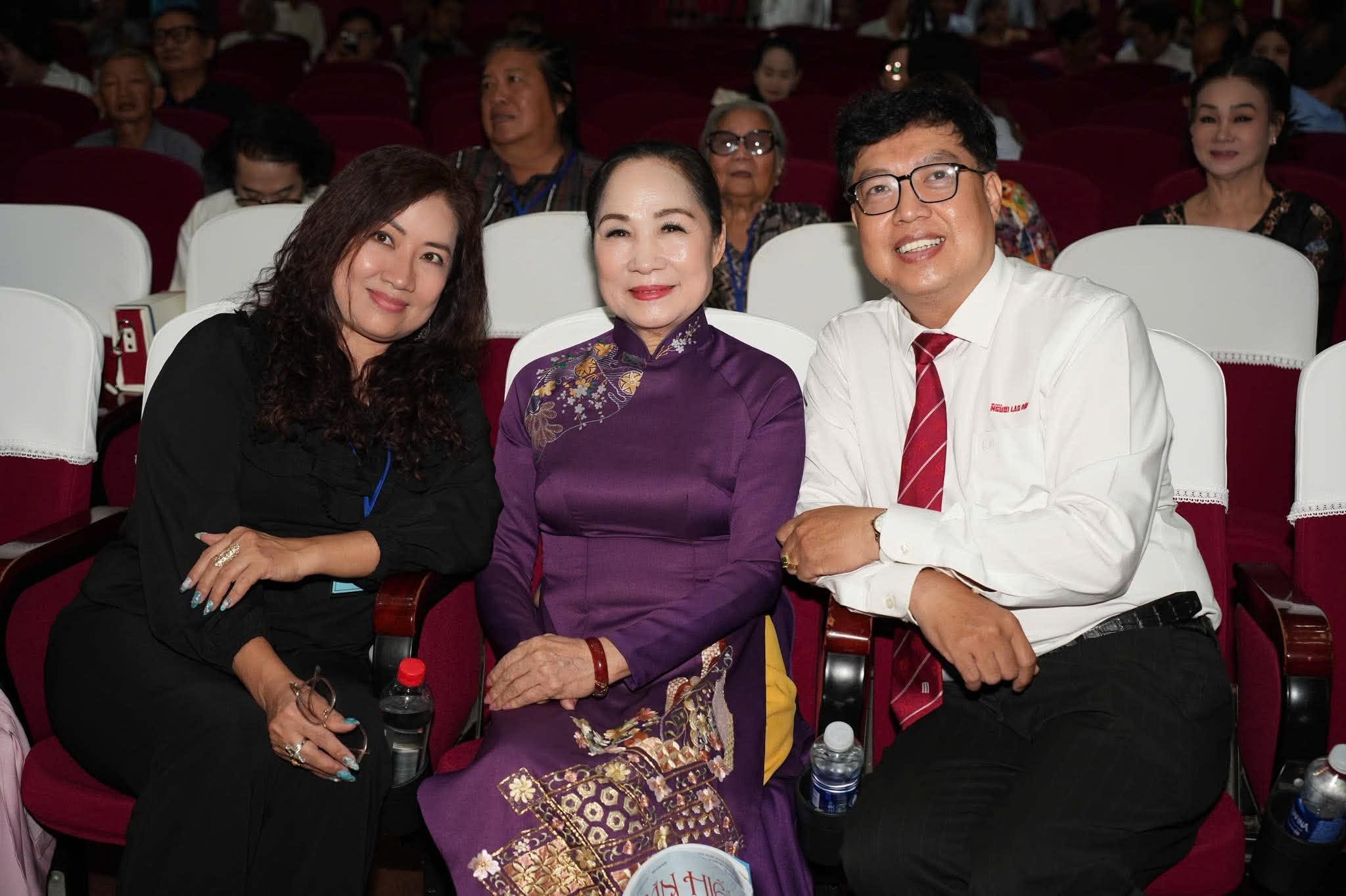 NSND Trịnh Kim Chi giữ cương vị Chủ tịch Hội Sân khấu TP HCM - Ảnh 5.