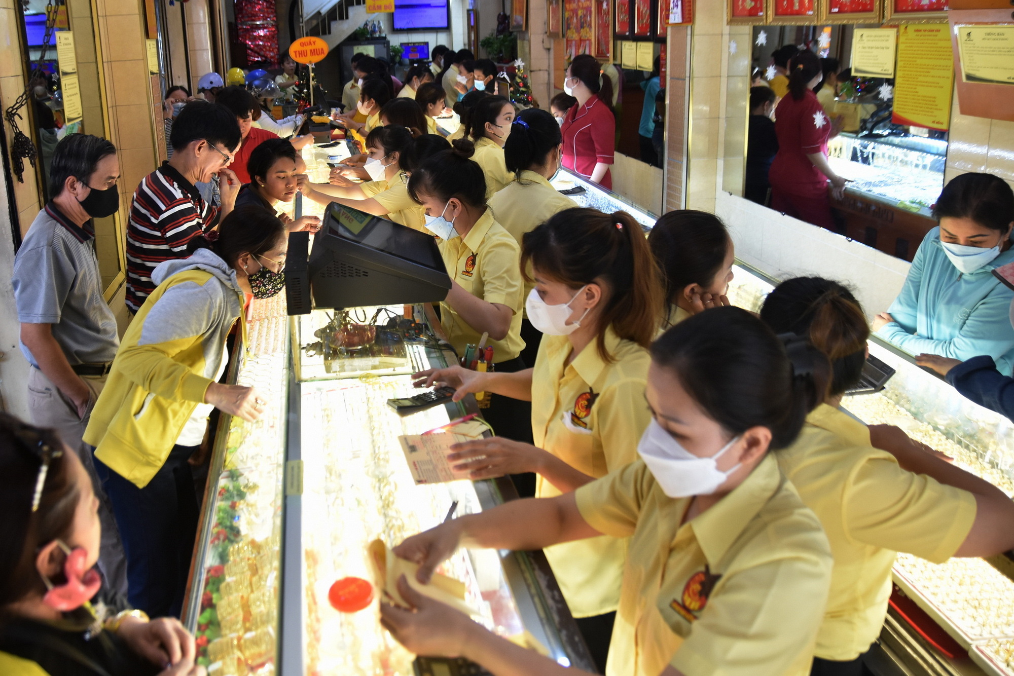 Giá vàng hôm nay 10-6: Vàng thế giới Giá vàng hôm nay 10-6: Vàng thế giới