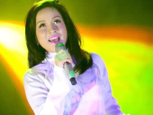 Live show Mỹ Linh vào TPHCM