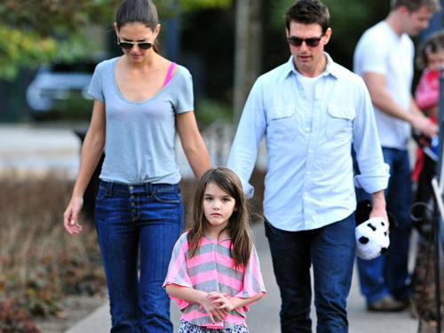 Katie Homes bác tin sớm ra tòa ly dị Tom Cruise