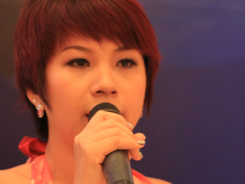 Thí sinh Vietnam Idol 2012 nhận lỗi phát ngôn gây sốc
