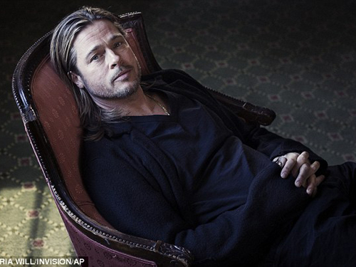 Brad Pitt muốn đám cưới chỉ có “người trong nhà”