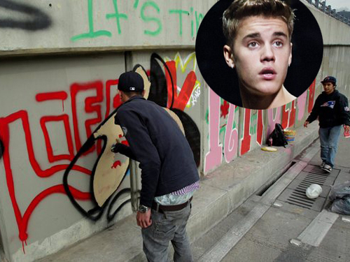 Justin Bieber bị cảnh sát Brazil điều tra