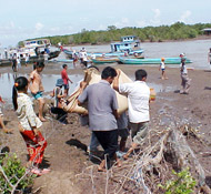 Như cảnh tượng trong phim Titanic