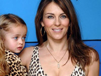 Elizabeth Hurley thiết kế thời trang trẻ em
