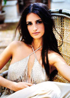 Penelope Cruz vốn là nữ sinh chểnh mảng