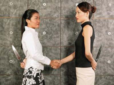 Gặp vợ của tình nhân để nói chuyện