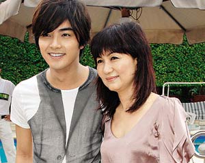 TVB lập đội giám sát "yêu râu xanh"