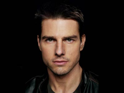 Cốc cà phê vứt đi của Tom Cruise giá 2.200 USD