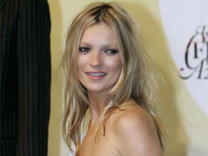 Kate Moss lập siêu công ty