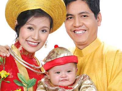 Thanh Thúy - Đức Thịnh khoe con trai