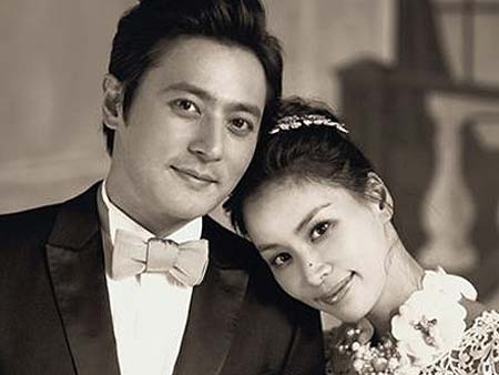 Hàn Quốc “sốt” theo lễ cưới của Jang Dong Gun-Ko So Young