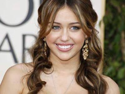 Miley Cyrus – Sexy không đợi tuổi!