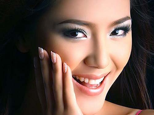 Bộ ba Đại-Lâm-Linh khuấy động Bài hát Việt tháng 6