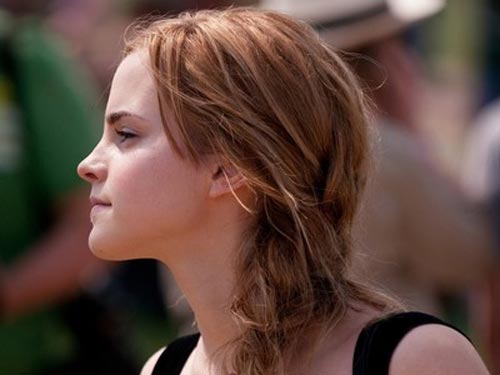 Ảnh "nóng" của Emma Watson bị phát tán tại trường đại học
