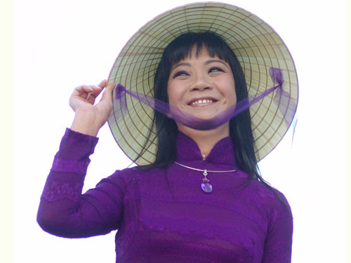 Ánh Tuyết hát tại Hà Nội