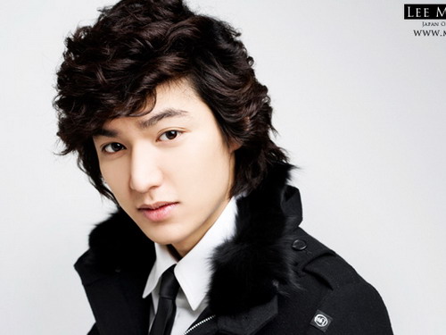 Lee Min Ho thích làm “phi công trẻ”