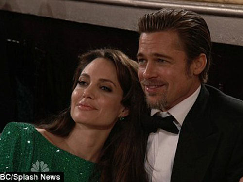 Cặp đôi Brad Pitt trốn con đi du hí