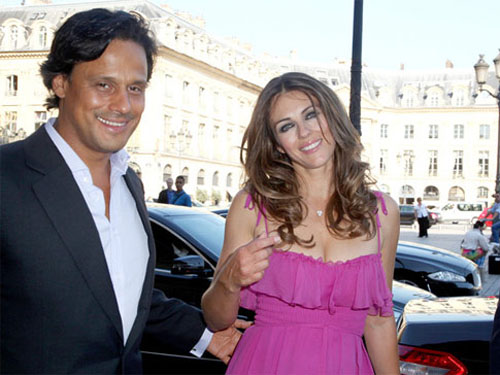 Elizabeth Hurley đệ đơn ly dị chồng