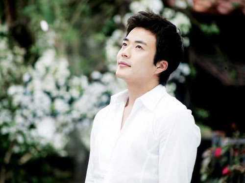 Kwon Sang Woo đấu cùng Thành Long