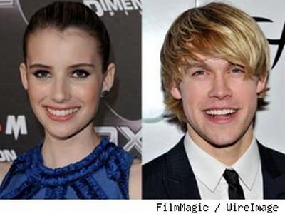 Gái ngoan Emma Robert “khóa môi” Chord Overstreet