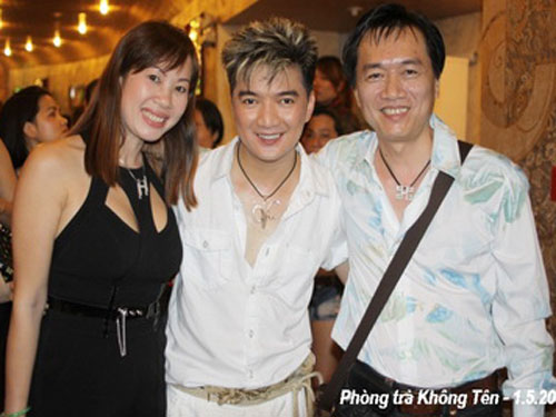 Fan Vĩnh Long tặng quà "độc"cho Đàm Vĩnh Hưng