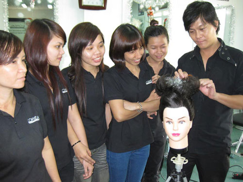Dạy cắt tóc tại Bình Thuận  Hair Salon Đức Nguyễn